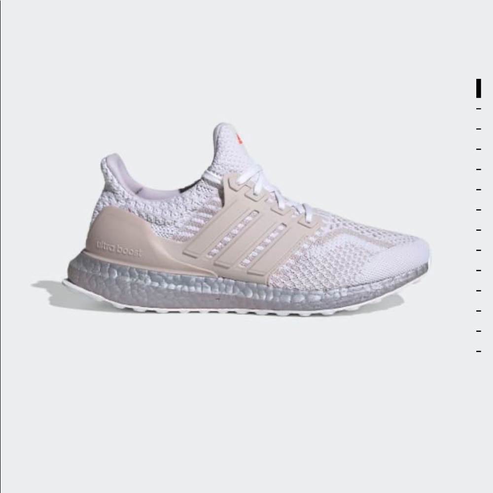 Adidas ultraboost 5.0 DNA women’s